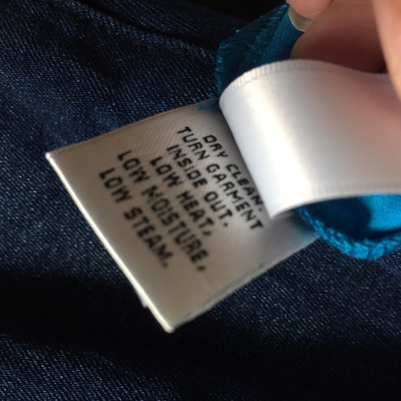 St.John Top - Picture 5 of 7